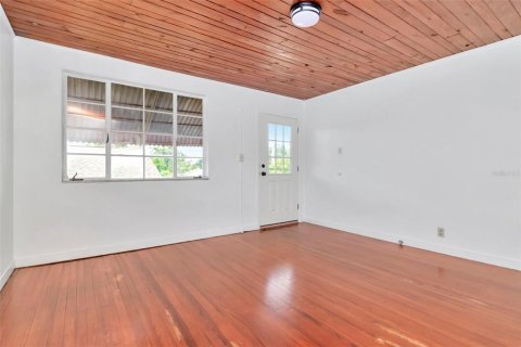 Villa ou maison à vendre à Tampa, Floride: 2 chambres, 67.73 m2 № 1907188 - photo 4