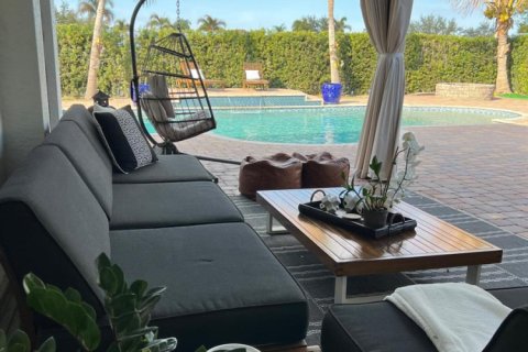 Villa ou maison à vendre à St. Lucie, Floride: 4 chambres, 222.22 m2 № 2378414 - photo 6