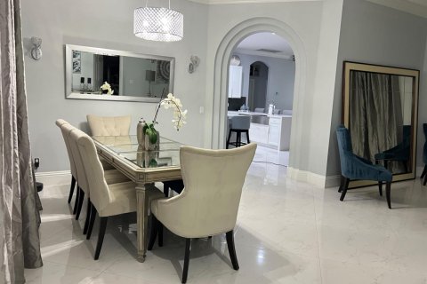 Villa ou maison à vendre à St. Lucie, Floride: 4 chambres, 222.22 m2 № 2378414 - photo 14