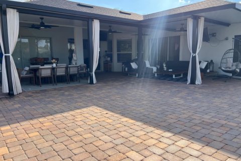 Villa ou maison à vendre à St. Lucie, Floride: 4 chambres, 222.22 m2 № 2378414 - photo 10