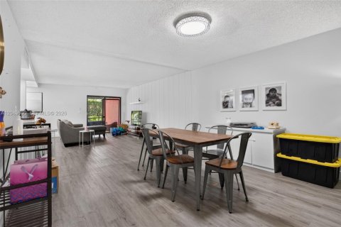 Adosado en alquiler en Weston, Florida, 3 dormitorios, 181.16 m2 № 2262697 - foto 12