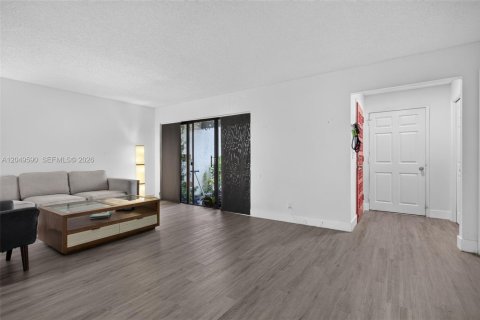 Adosado en alquiler en Weston, Florida, 3 dormitorios, 181.16 m2 № 2262697 - foto 9