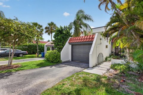 Adosado en Weston, Florida 3 dormitorios, 181.16 m2 № 2262697