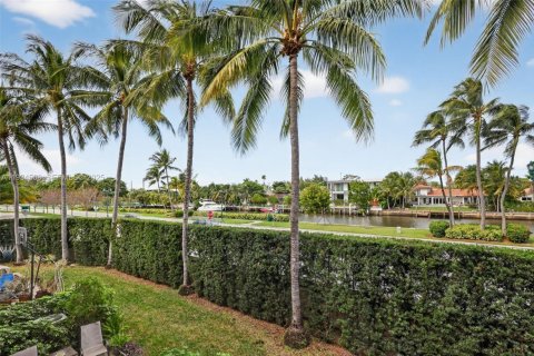 Купить таунхаус в Авентура, Флорида 4 спальни, 250.84м2, № 1992745 - фото 21