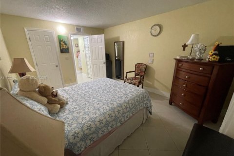 Condo in Sunrise, Florida, 1 bedroom  № 1702432 - photo 27