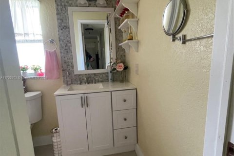 Condo in Sunrise, Florida, 1 bedroom  № 1702432 - photo 20