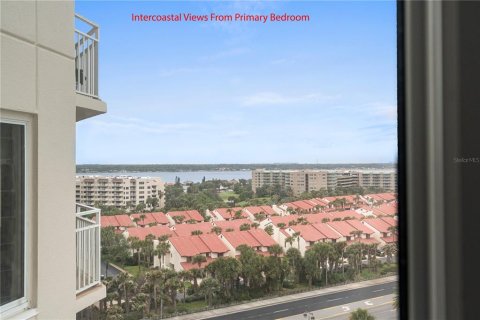 Copropriété à vendre à Daytona Beach Shores, Floride: 3 chambres, 164.99 m2 № 2228487 - photo 18