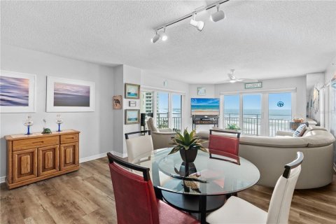 Copropriété à vendre à Daytona Beach Shores, Floride: 3 chambres, 164.99 m2 № 2228487 - photo 4