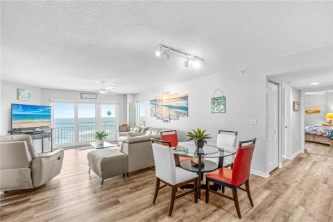 Copropriété à vendre à Daytona Beach Shores, Floride: 3 chambres, 164.99 m2 № 2228487 - photo 3