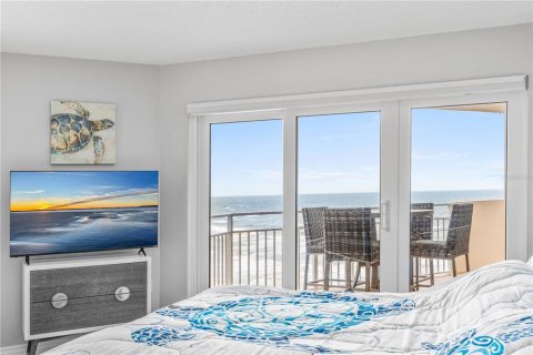 Copropriété à vendre à Daytona Beach Shores, Floride: 3 chambres, 164.99 m2 № 2228487 - photo 16