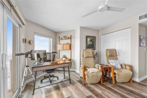 Copropriété à vendre à Daytona Beach Shores, Floride: 3 chambres, 164.99 m2 № 2228487 - photo 30