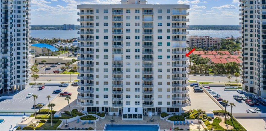 Condo à Daytona Beach Shores, Floride, 3 chambres № 2228487