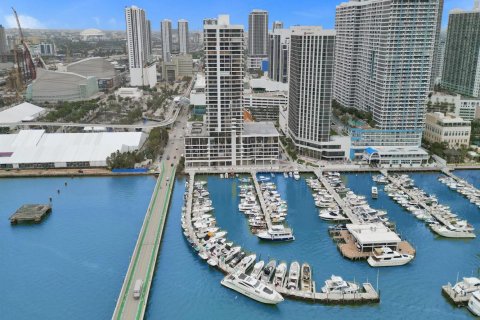 Condominio en venta en Miami, Florida, 1 dormitorio, 86.4 m2 № 2180738 - foto 27