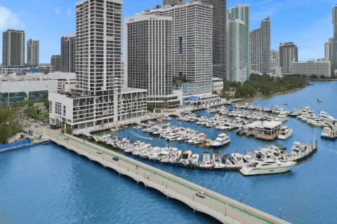 Condominio en venta en Miami, Florida, 1 dormitorio, 86.4 m2 № 2180738 - foto 30