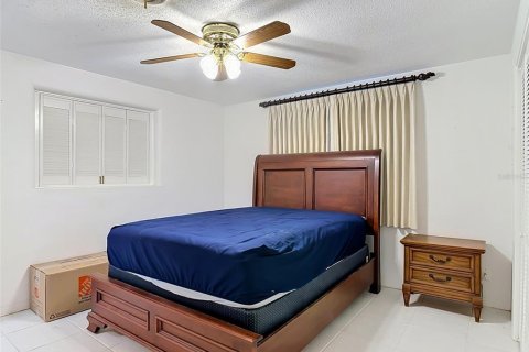 Villa ou maison à vendre à New Smyrna Beach, Floride: 3 chambres, 171.59 m2 № 2420273 - photo 11