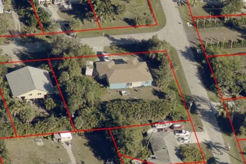 Villa ou maison à vendre à Bokeelia, Floride: 3 chambres, 131.83 m2 № 2219826 - photo 11