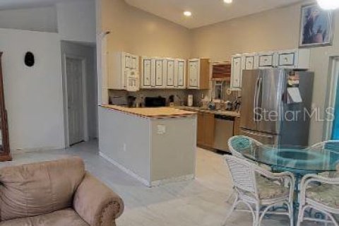 Villa ou maison à vendre à Bokeelia, Floride: 3 chambres, 131.83 m2 № 2219826 - photo 2