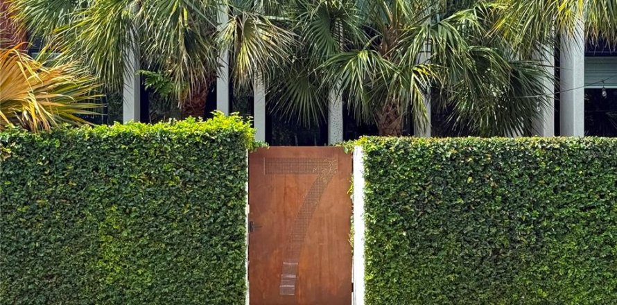 Touwnhouse à Winter Haven, Floride 2 chambres, 152.36 m2 № 2195105