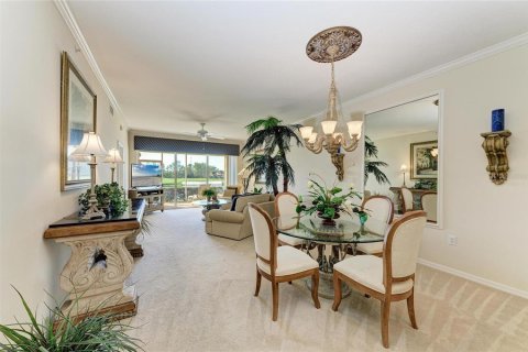 Condominio en venta en Lakewood Ranch, Florida, 2 dormitorios, 132.94 m2 № 1765756 - foto 2