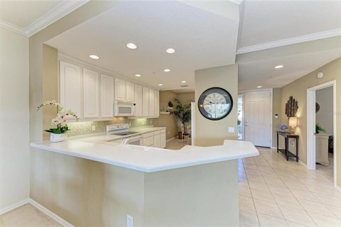Condominio en venta en Lakewood Ranch, Florida, 2 dormitorios, 132.94 m2 № 1765756 - foto 7