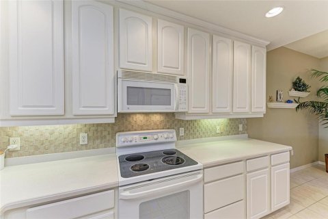 Купить кондоминиум в Лейквуд Ранч, Флорида 7 комнат, 132.94м2, № 1765756 - фото 22