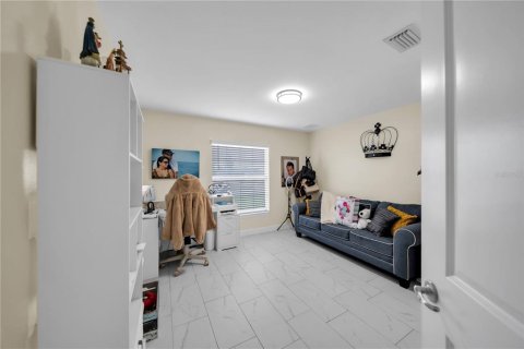 Villa ou maison à vendre à Cape Coral, Floride: 4 chambres, 163.23 m2 № 2415326 - photo 7