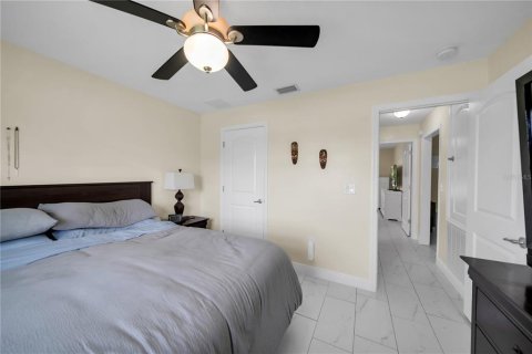 Villa ou maison à vendre à Cape Coral, Floride: 4 chambres, 163.23 m2 № 2415326 - photo 29