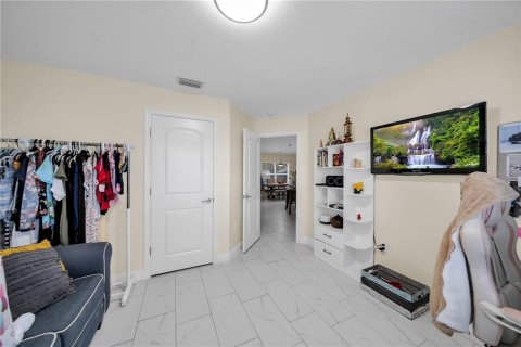 Villa ou maison à vendre à Cape Coral, Floride: 4 chambres, 163.23 m2 № 2415326 - photo 8