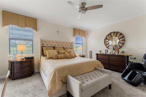 House in Davenport, Florida 5 bedrooms, 449.46 sq.m. № 1806628 - photo 15