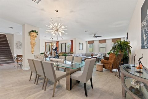 House in Davenport, Florida 5 bedrooms, 449.46 sq.m. № 1806628 - photo 29