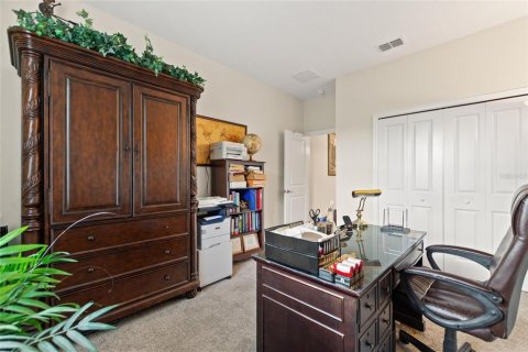 House in Davenport, Florida 5 bedrooms, 449.46 sq.m. № 1806628 - photo 24
