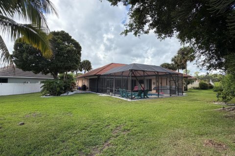 House in Palm Beach Gardens, Florida 4 bedrooms, 192.59 sq.m. № 2243154 - photo 27