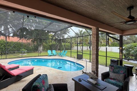 House in Palm Beach Gardens, Florida 4 bedrooms, 192.59 sq.m. № 2243154 - photo 17