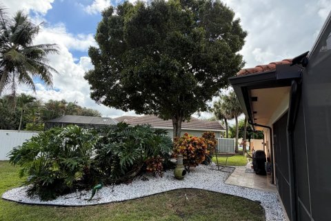 House in Palm Beach Gardens, Florida 4 bedrooms, 192.59 sq.m. № 2243154 - photo 25