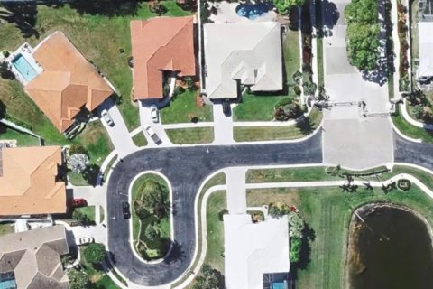 House in Palm Beach Gardens, Florida 4 bedrooms, 192.59 sq.m. № 2243154 - photo 21