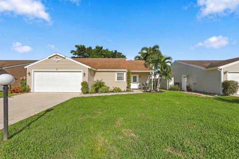 Casa en Lake Worth, Florida 3 dormitorios, 121.7 m2 № 2366072
