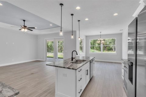 House in Lakeland, Florida 3 bedrooms, 183.48 sq.m. № 1815718 - photo 9