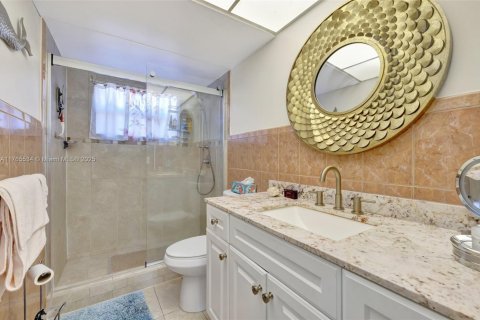 Condo in Sunrise, Florida, 1 bedroom  № 1715800 - photo 30