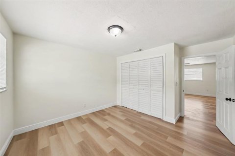 Casa en venta en Tampa, Florida, 3 dormitorios, 147.81 m2 № 2345187 - foto 22