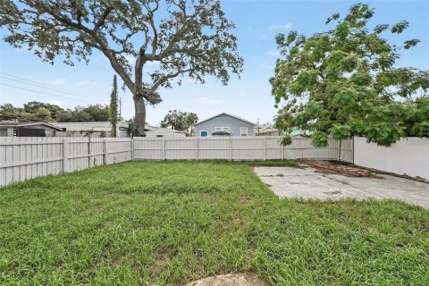 Casa en venta en Tampa, Florida, 3 dormitorios, 147.81 m2 № 2345187 - foto 24