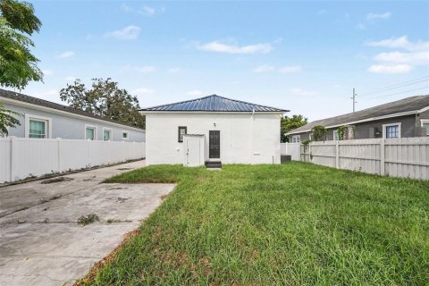 Casa en venta en Tampa, Florida, 3 dormitorios, 147.81 m2 № 2345187 - foto 25