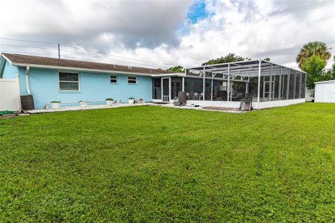 Villa ou maison à vendre à Saint Petersburg, Floride: 2 chambres, 113.53 m2 № 1899151 - photo 3