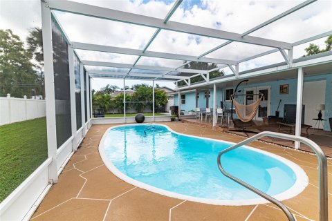 Villa ou maison à vendre à Saint Petersburg, Floride: 2 chambres, 113.53 m2 № 1899151 - photo 29