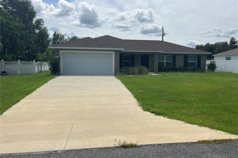 Villa ou maison à Ocala, Floride 4 chambres, 137.22 m2 № 2381046