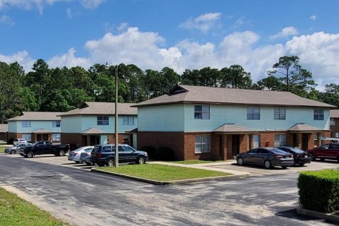Commercial property in Valparaiso, Florida № 561056 - photo 1