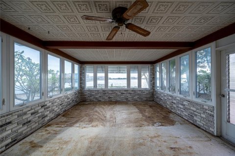 House in South Pasadena, Florida 2 bedrooms, 115.85 sq.m. № 2166288 - photo 14
