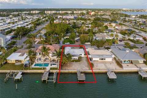 House in South Pasadena, Florida 2 bedrooms, 115.85 sq.m. № 2166288 - photo 26