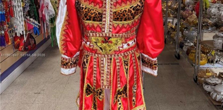 Immobilier commercial à Hialeah, Floride № 2051837