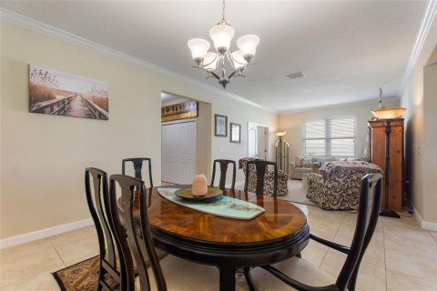 House in Davenport, Florida 3 bedrooms, 238.85 sq.m. № 1786378 - photo 19