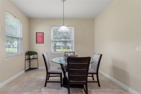 House in Davenport, Florida 3 bedrooms, 238.85 sq.m. № 1786378 - photo 15